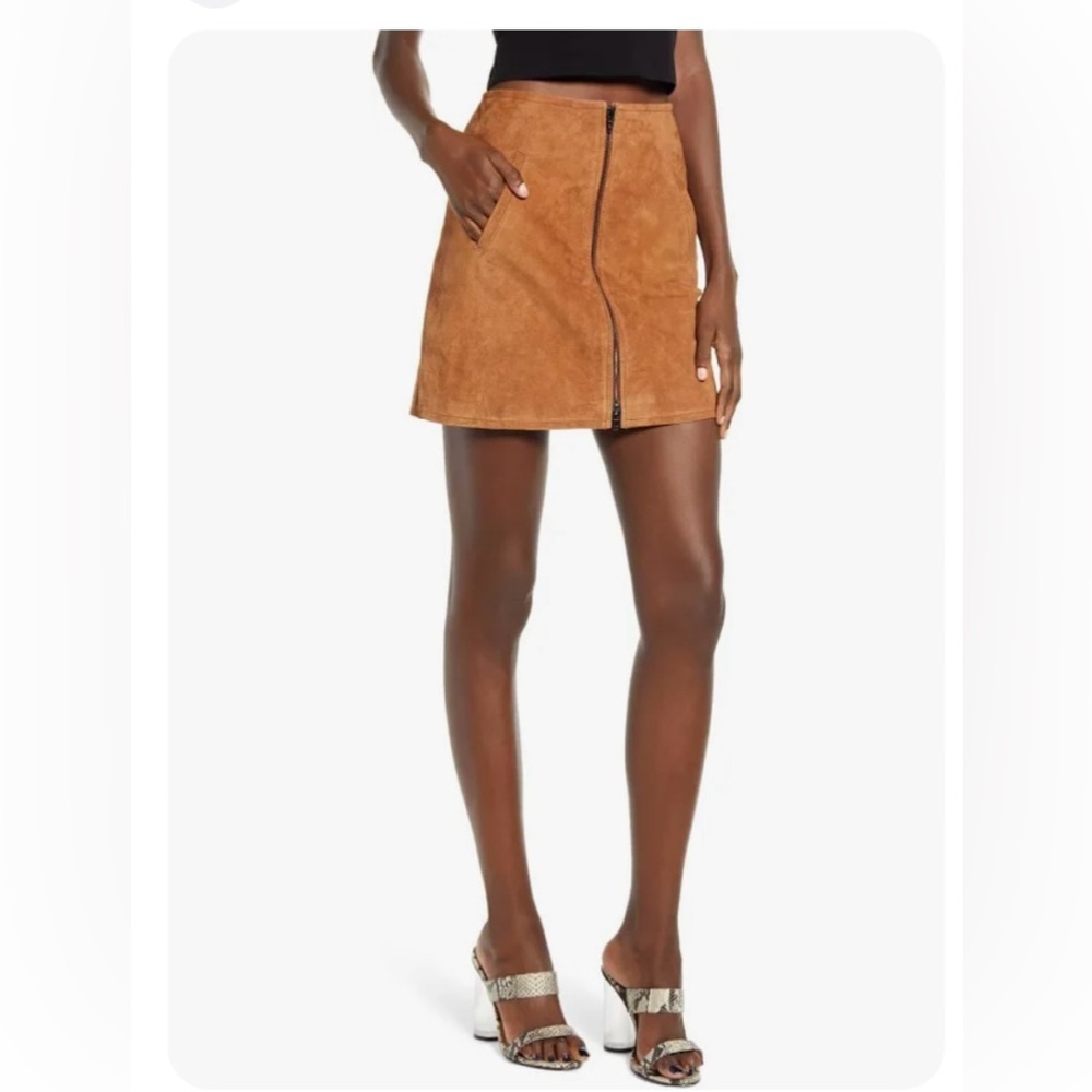 39. NWT Blank NYC Brown NWT, Suede Mini skirt size 28